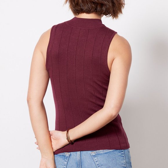 EVEREVE Mollie Turtleneck Tank - Picture 3 of 10
